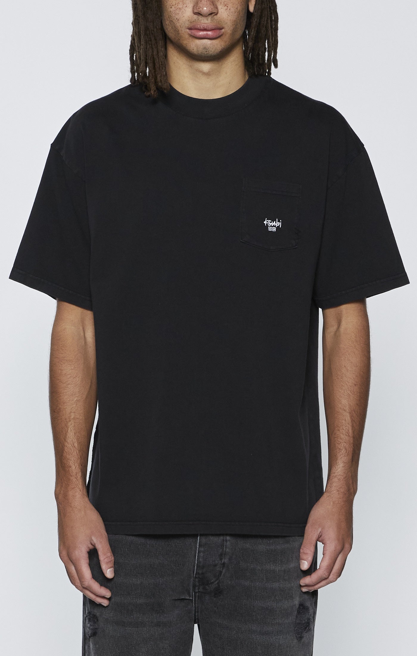 KSUBI Stamp Ekcess ポケット 半袖 Tシャツ 3色 送料込み KSUBI MEN STAMP EKCESS POCKET S/S TEE – D2ICHI - Official